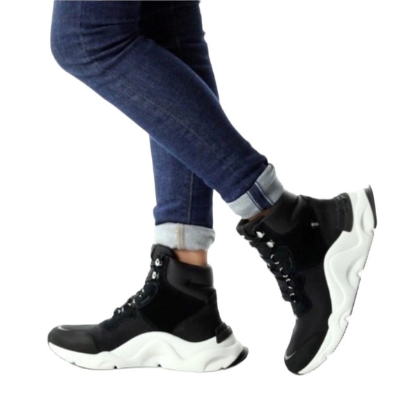 Sorel Shoes - SOREL Kinetic RNEGD Conquest Waterproof Sneaker Black/White Size 6.5